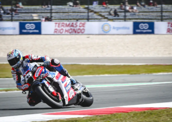 Fernandez extends Trackhouse MotoGP stay through 2026