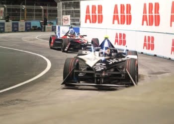 London E-Prix: Cassidy overcomes mechanical gremlins to take pole position