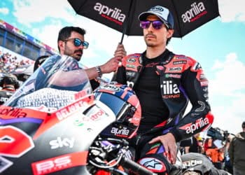 Vinales smashes MotoGP lap record in second Sachsenring practice