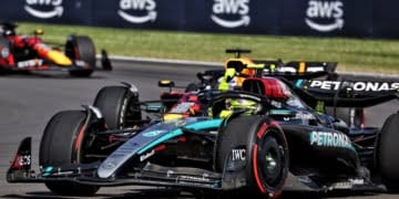Mercedes details factor that ‘saved’ it from late Verstappen F1 charge at Silverstone