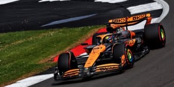 Piastri urges McLaren F1 to review compromised Silverstone Q3
