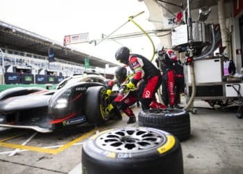 Buemi and Kobayashi take a 1-2 for Toyota in FP2 at Interlagos