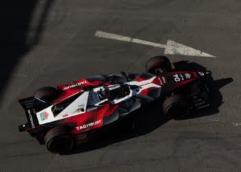 London E-Prix: Wehrlein takes superb London win to take championship lead