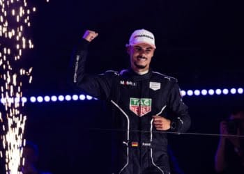 London E-Prix: Wehrlein wins World Championship as Rowland takes race victory