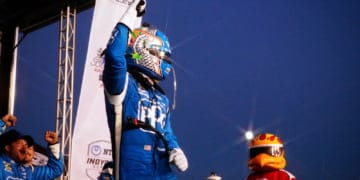 Newgarden triumphs in chaotic IndyCar race from Gateway