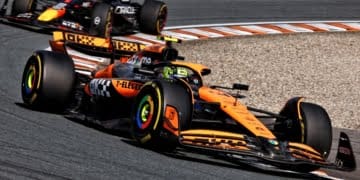 Wolff sends warning to Red Bull over McLaren’s F1 ‘annihilation’