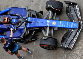 Albon: Williams F1 ‘on the right track’ with weight-loss progress