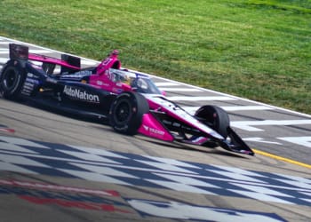 Kirkwood nabs pole for IndyCar’s season finale