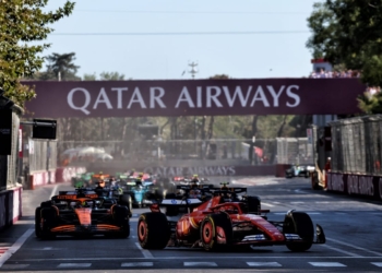 Oscar Piastri resists Charles Leclerc to win enthralling F1 Azerbaijan GP