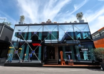 Alpine’s new F1 motorhome: A genuine statement of intent?