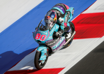 David Alonso took victory in the Moto3 Emilia Romagna GP