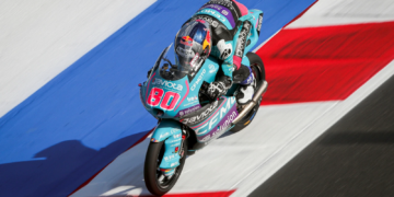 David Alonso took victory in the Moto3 Emilia Romagna GP