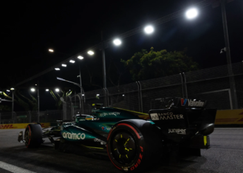 Fernando Alonso acknowledged Aston Martin overcame its 'weaknesses' in F1 Singapore GP qualifying