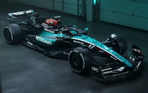Mercedes' Singapore one-off livery to celebrate Petronas