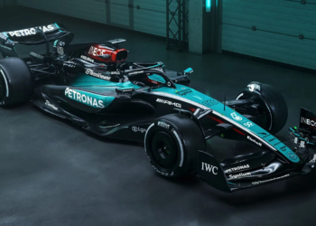 Mercedes' Singapore one-off livery to celebrate Petronas