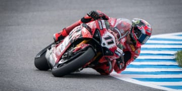 Nicolo Bulega completes the double at WorldSBK Jerez Superpole