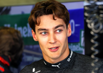 George Russell questioned Max Verstappen's driving in Mexico