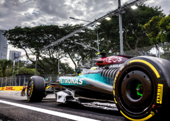 Lewis Hamilton can't get his head around the Mercedes W15