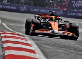 Oscar Piastri led a McLaren 1-2 in FP3 at the Mexico City GP