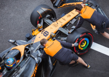 Oscar Piastri explained a costly McLaren tyre call amid a Q1 exit in Mexico