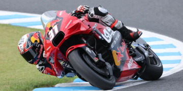 Pedro Acosta takes his first MotoGP pole position at Motegi