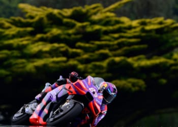 Jorge Martin records commanding pole at Phillip Island MotoGP