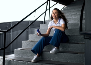 Rafaela Ferreira teams up with Visa Cash App RB for 2025 F1 Academy season