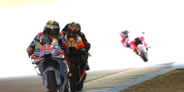 Michelin has postponed the new front tyre that promises better quality of racing until 2026.