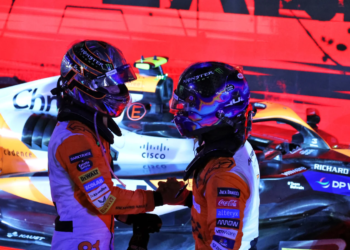Lando Norris Oscar Piastri McLaren