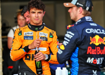 Lando Norris has urged Max Verstappen to change his approach in F1