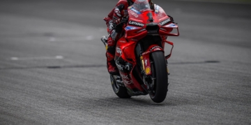 Francesco Bagnaia tops final MotoGP Malaysia practice