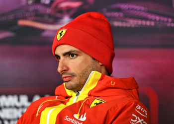 Carlos Sainz claimed 'no one's happy' at Ferrari following the Las Vegas GP