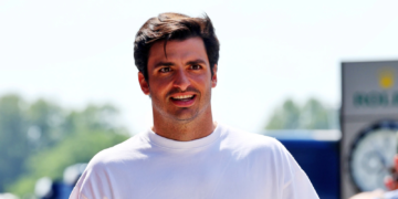 Carlos Sainz will make his Williams debut in December