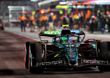 Ferando Alonso says he is 'surprised' that he has to keep explaining to the media why Aston Martin is struggling