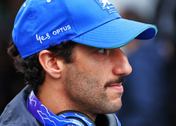 Daniel Ricciardo was the one who prolonged the announcement that he would be exiting RB prior to the 2024 season ending