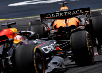 Jacques Villeneuve has questioned McLaren's stance on the championship