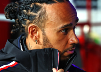 Lewis Hamilton has vowed to rise above comments intended to destabilise him