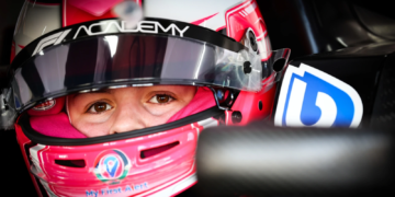 Abbi Pulling set the fastest lap time in the F1 Academy Qualifying session ahead of the Haas-backed racing driver Chloe Chambers