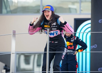 Abbi Pulling could complete a full sweep this weekend when she starts from pole for Race 3 on Sunday