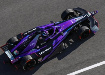 Formula E: Pascal Wehrlein takes pole for São Paulo E-Prix