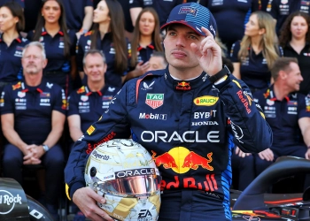 Jos says Red Bull must guided Max Verstappen to another F1 title in 2025