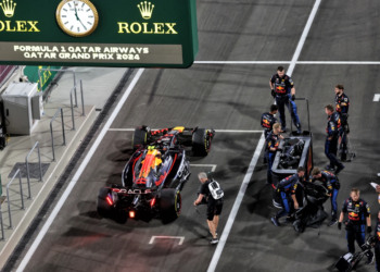 Sergio Perez explains his actions in the pit lane after finishing last in the Qatar F1 Sprint race