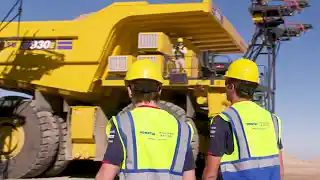Watch: Williams F1 drivers take on Komatsu’s giant mining machines