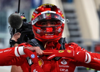 Carlos Sainz qualified third behind the two McLarens in Abu Dhabi