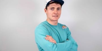 Adrien Fourmaux signs with Hyundai World Rally Team for 2025