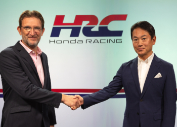 Honda Corporation President Koji Watanabe (right) will wave the green flag as the race’s Honorary Starter