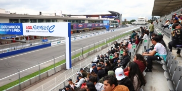 Fans watch the action in the grandstand during practice ahead of the Mexico City E-Prix at Autodromo Hermanos Rodriguez on January 10, 2025 in Mexico City, Mexico