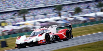 The #6 Porsche at Daytona International Speedway.