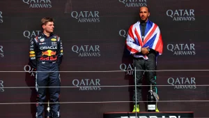 Jacques Villeneuve says 'there’s not many drivers' like Lewis Hamilton after taking a swipe at the reigning F1 World Champion Max Verstappen