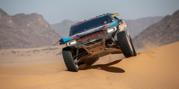 Nani ‘roams’ through the dunes to stage win; Henk Lategan back in the overall lead!     